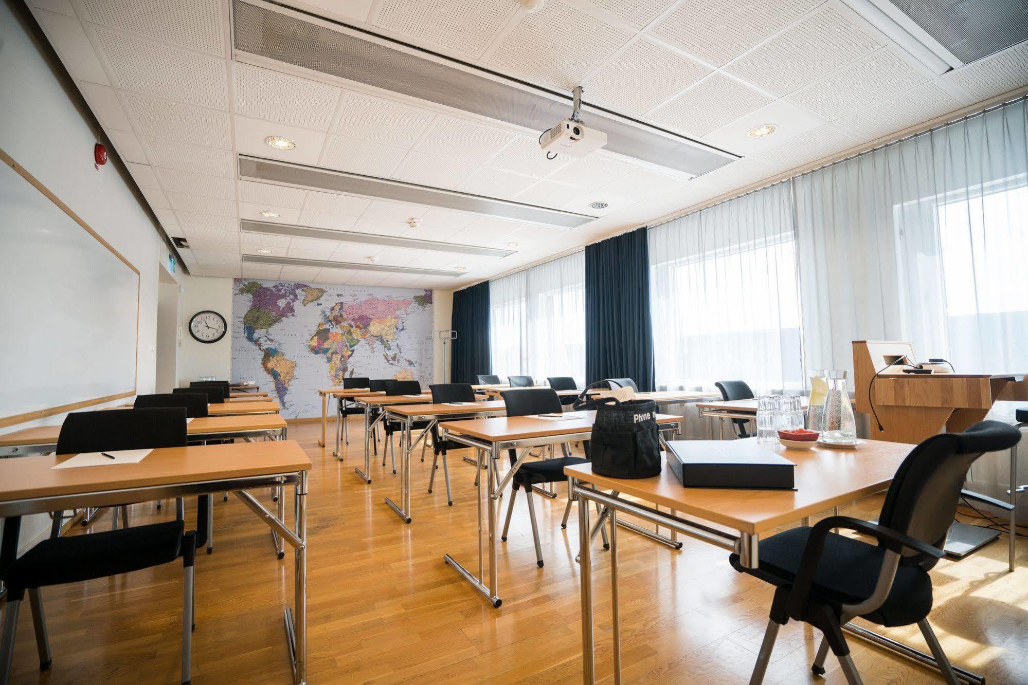 Scandic Kungens Kurva Fittja Luaran gambar