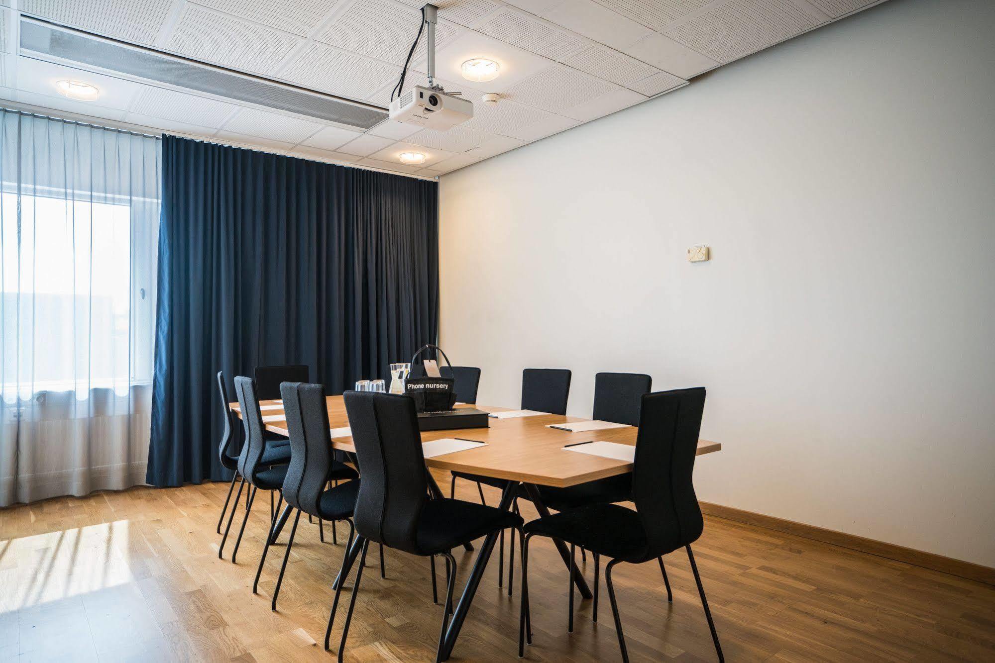 Scandic Kungens Kurva Fittja Luaran gambar